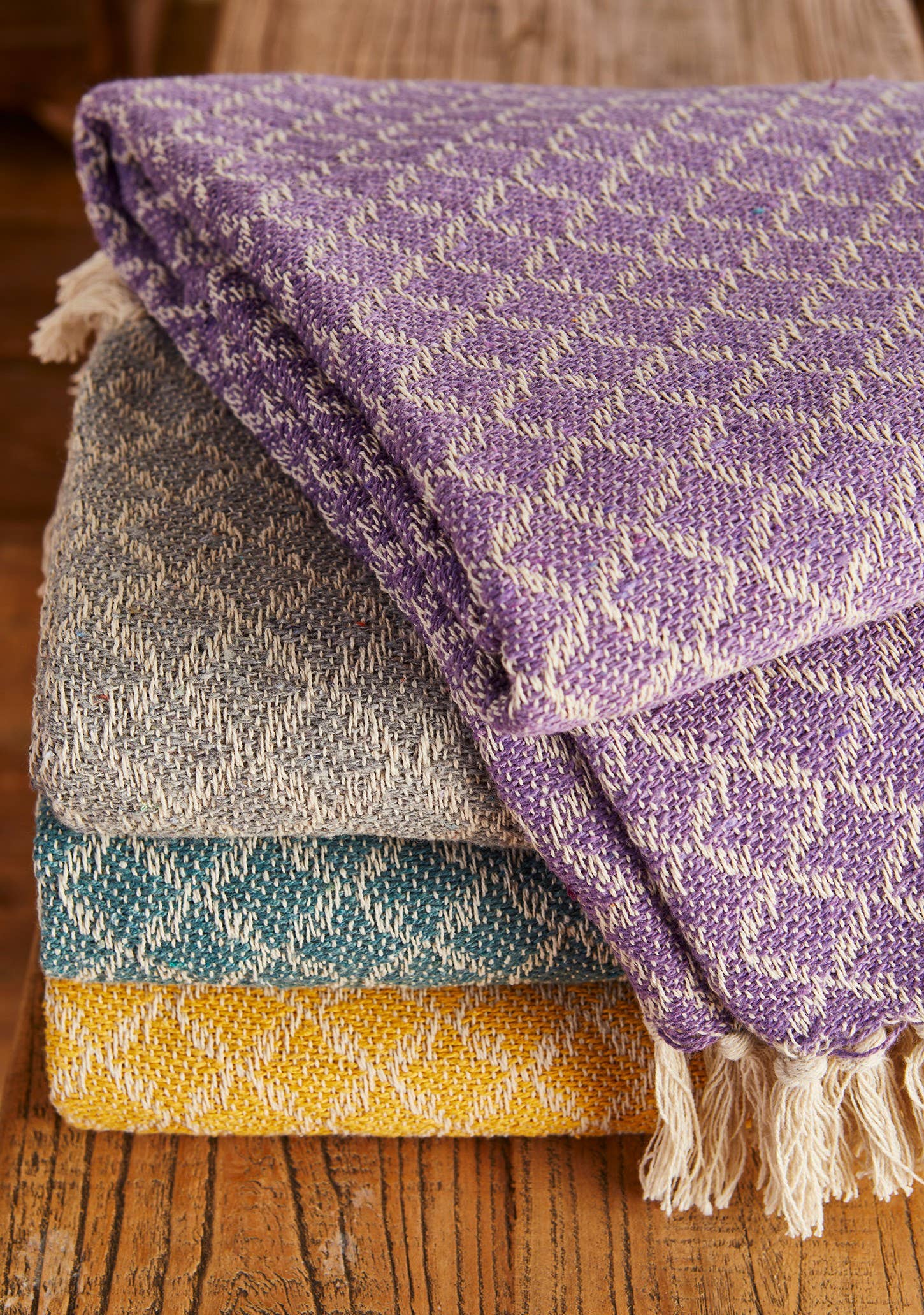 Namaste - Wholesale Throw Blanket - Agadir Handloom Recycled Throw1
