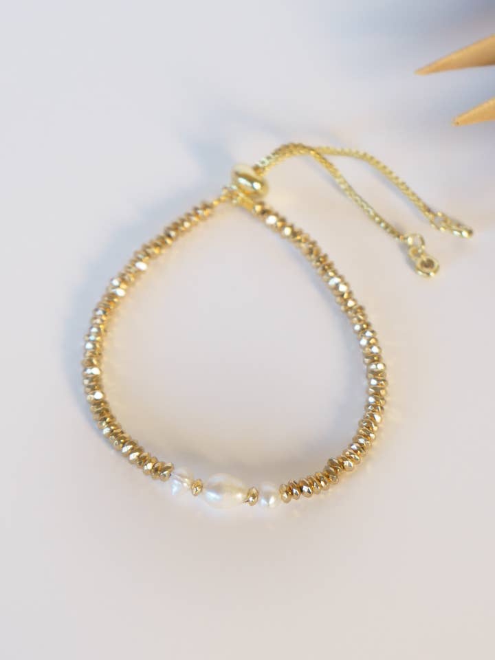 Gold Dust Pearl Pull Bracelet for wholesale by Bali Queen