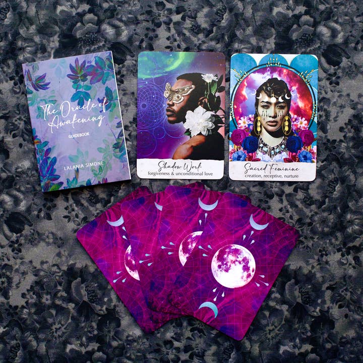 Red Wheel/Weiser LLC - Wholesale Tarot Cards - The Oracle of Awakening: 44 Cards & 112 Pg. Book5