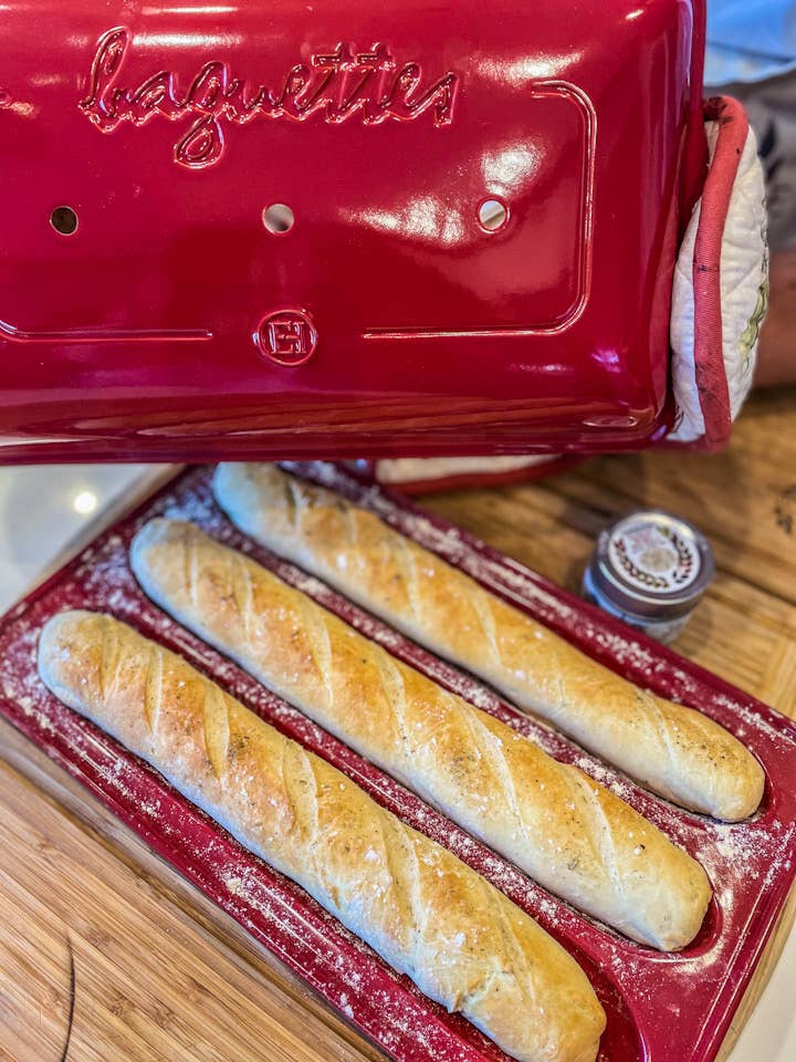 Gustus Vitae - Wholesale Salt - Garlic Basil Sea Salt7