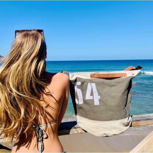 Casa Natura Design SL - Wholesale Beach Bag - Round Canvas Bag with Double Leather Handle and Zipper - CHLOE CL4