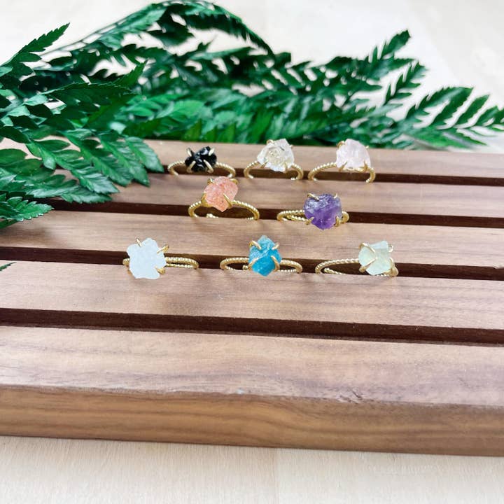 Ewelina Pas Jewelry - Wholesale Single Stone/Solitaire Ring - Small Gold Rough Nugget Prong Ring2