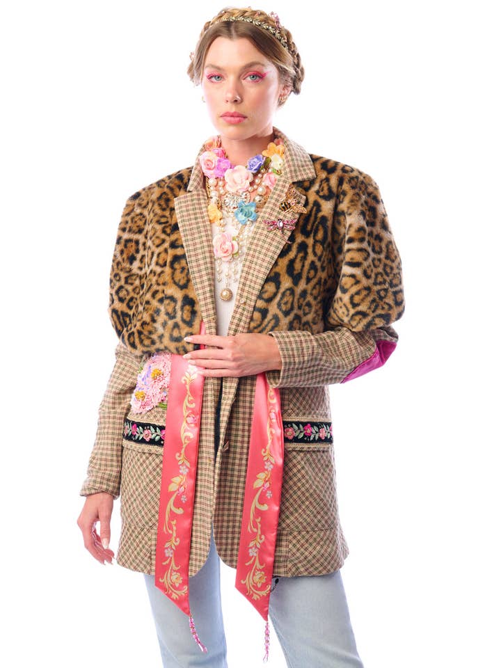 Aratta | Women's Fashion - Wholesale Blazer - Women's - Diana Beige Floral Blazer | Plaid Blazer | Flowery Jacket14