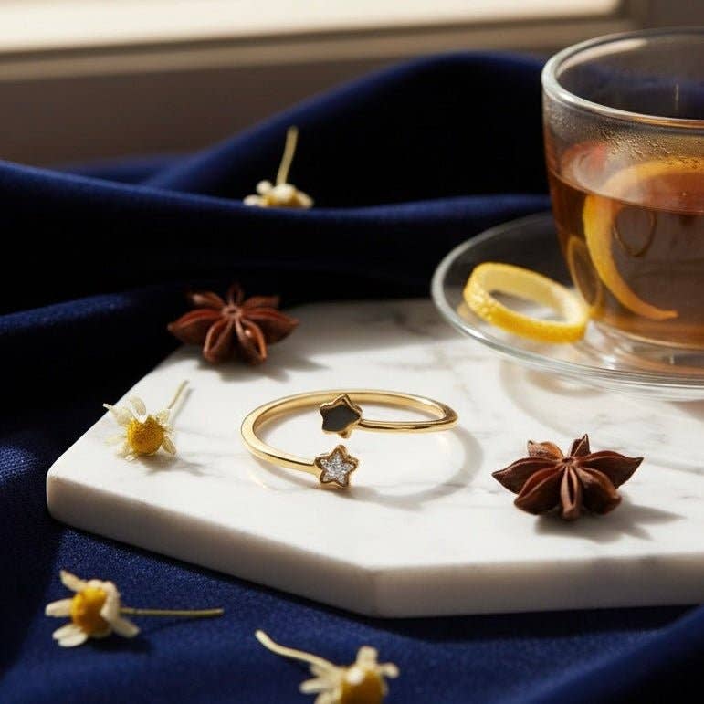 DUESTELLE ITALIA - Wholesale Band/Stacked Ring - Stellar Touch - Adjustable Ring with Star and Zircon1