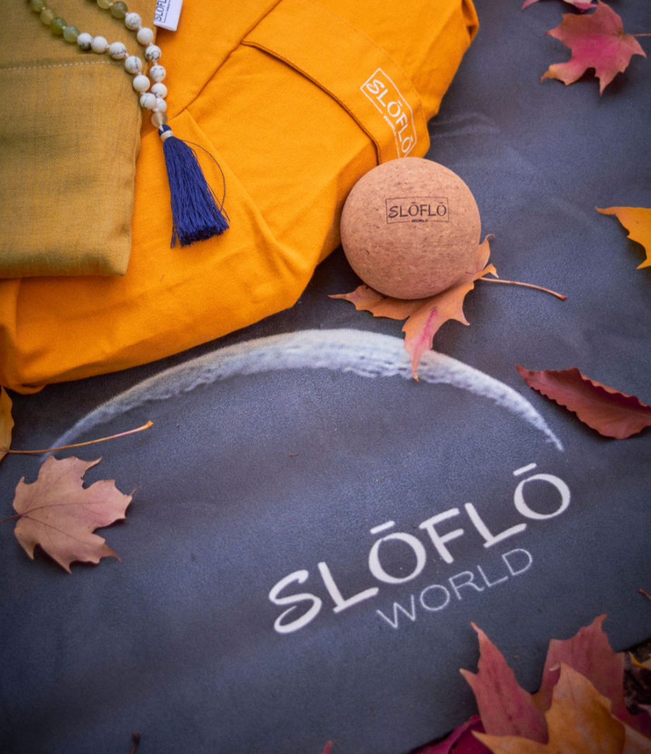 Sloflo World – wholesale Yoga mat – Suede SLOFLO Combination Yoga Mat 4mm Moon Phases2