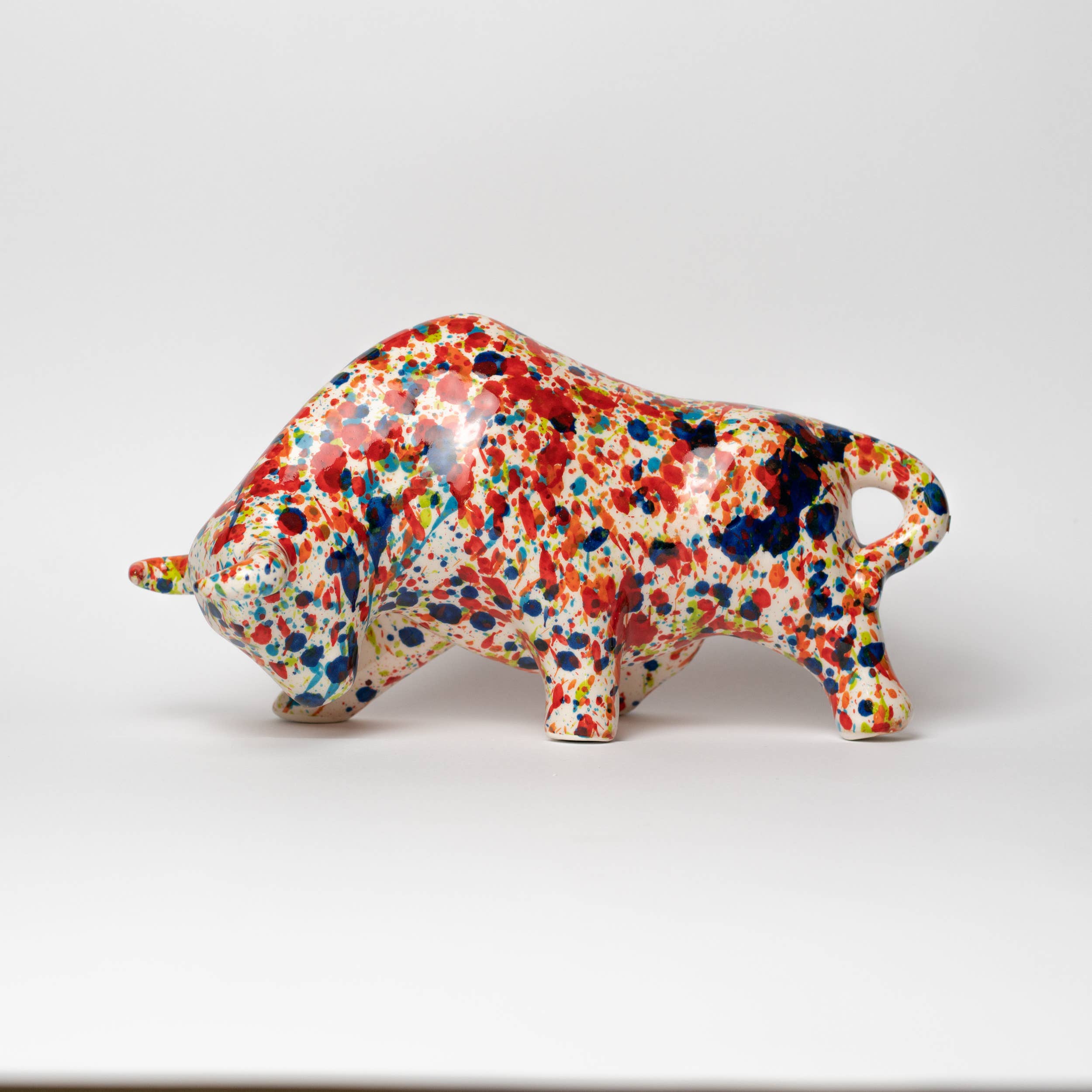 Alfar Tierra Cocida - Wholesale Decorative Figurine - Large decorative ceramic animal statue bull / Carnival3