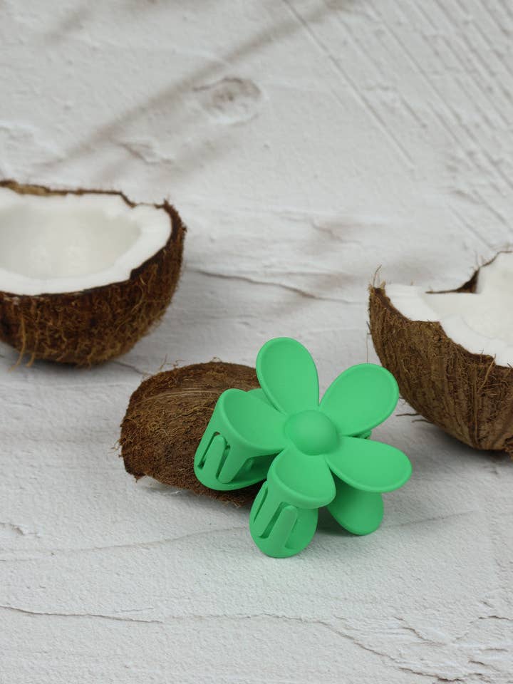 Claw Clip - Flower - Green for wholesale by Nakoa The Label