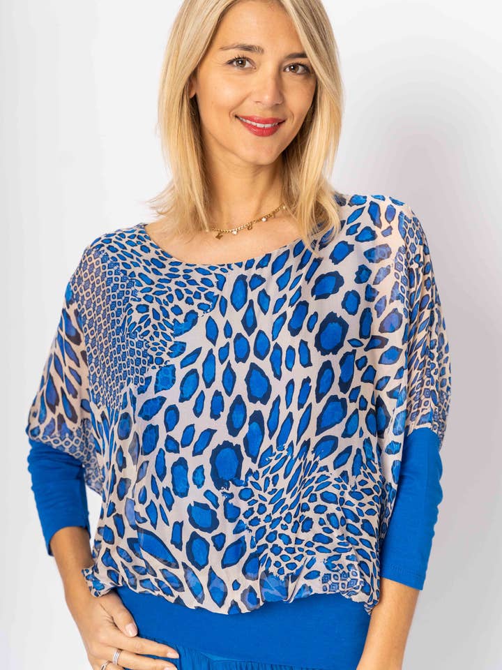 Look Mode Usa - Wholesale Blouse - Women's - Silk fitted hem printed top1