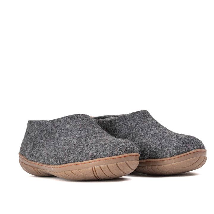 Woollyes Inc - Wholesale Casual shoes – Kids - Outsole Shoe with Rubber Sole – Charcoal3