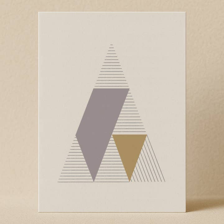 Carte de Noël et enveloppe – « Neige à Vesterbro » (Motif de sapin de Noël beige) pour la vente par Karte Design Berlin