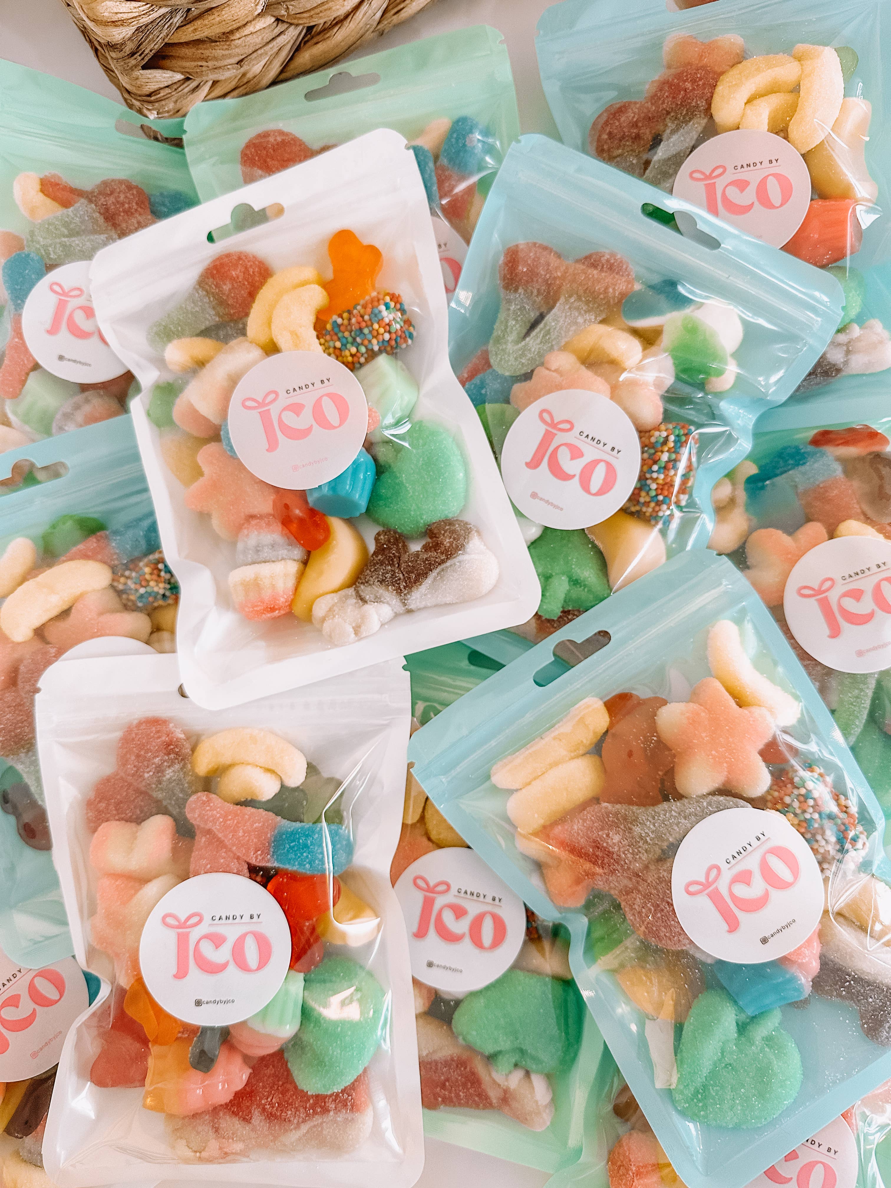 Candy by J.Co - Wholesale Gummy - Pastel Party Packs {candy zipper pouch}12