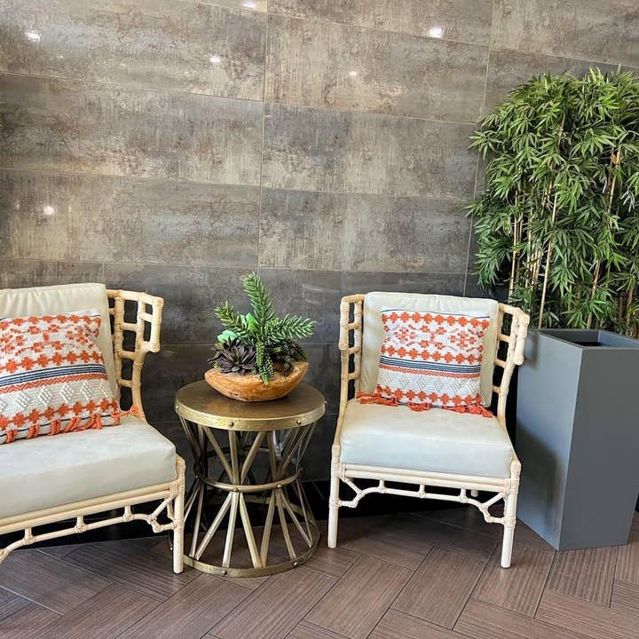 Tikal Composite Designs – wholesale Plant pot – Modern Tapered Fiberglass Planter6