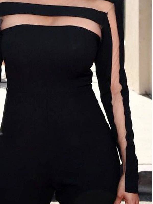 NOIR Hauts à manches longues ajustés en maille de couleur unie à col montant en vente sur Faire2