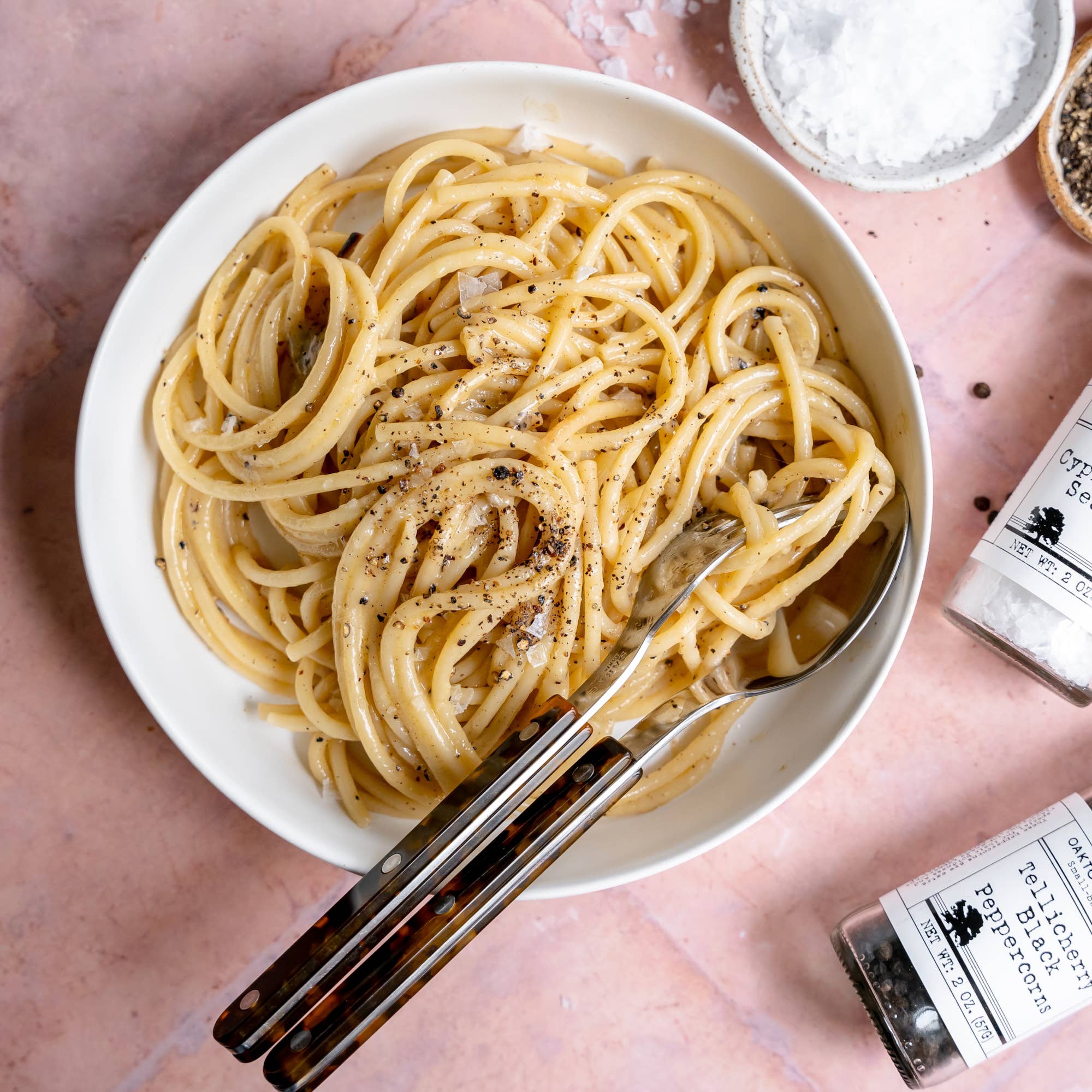 Oaktown Spice Shop - Wholesale Pepper/Peppercorns - Tellicherry Black Peppercorns1