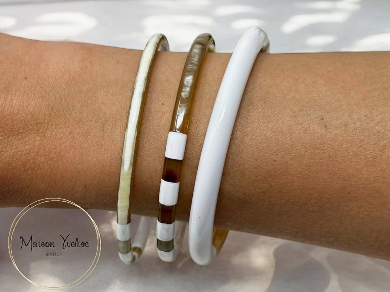 Maison Yvelise – wholesale Manschettarmband – Vietnam vita buffelhornarmband3
