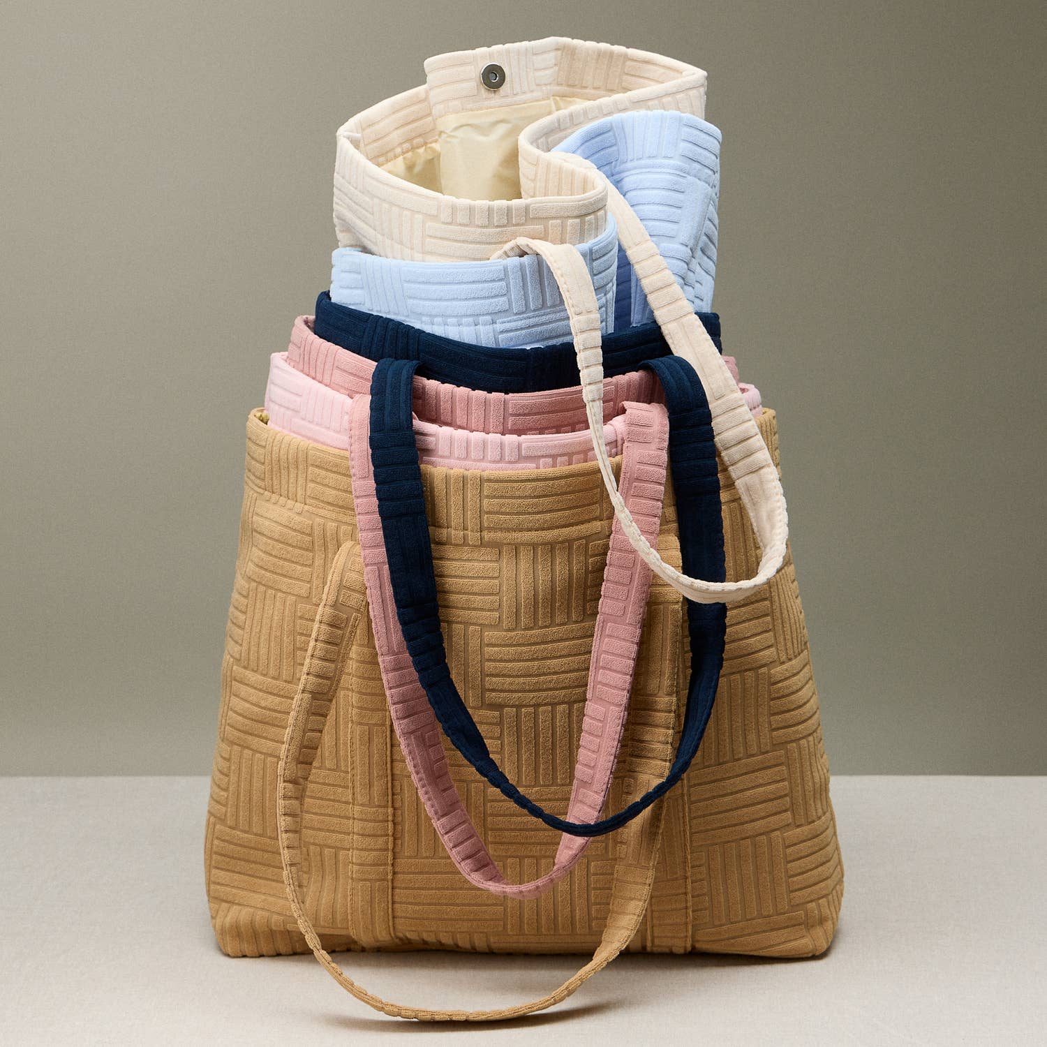 Sensibling Corp. - Wholesale Tote Bag - Women's - Grid Pattern Everyday Tote Bag24