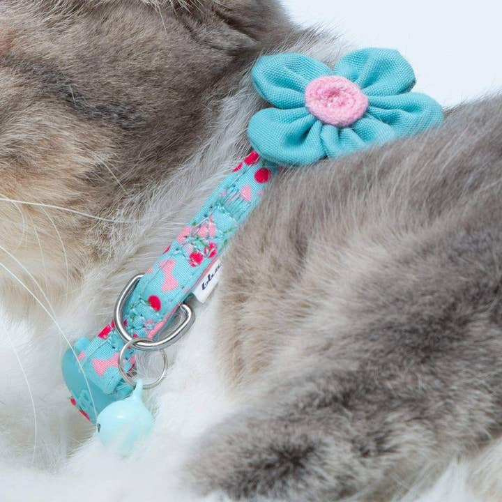 Schönes Katzenhalsband mit Kirsch- und Blumenmuster, 2er-Pack für den Großhandel von Blueberry Pet