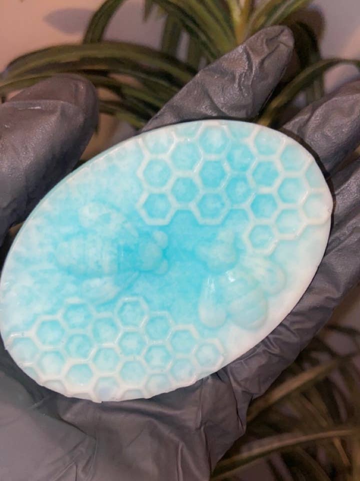 Sea Moss Soap for wholesale by Bee Natural Body Essentials LLC