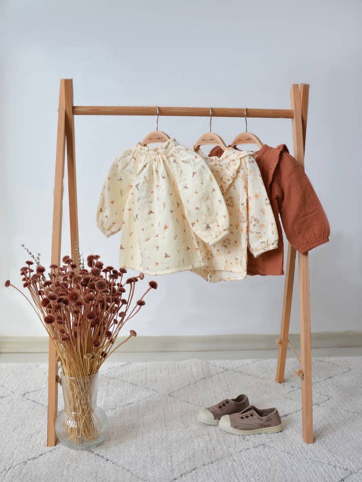 Eli & Nev (we cover U.S. import duties) - Wholesale T-Shirt - Kids - Baby / Girl Bird & Flower Pattern Muslin Blouse 100% Cotton3