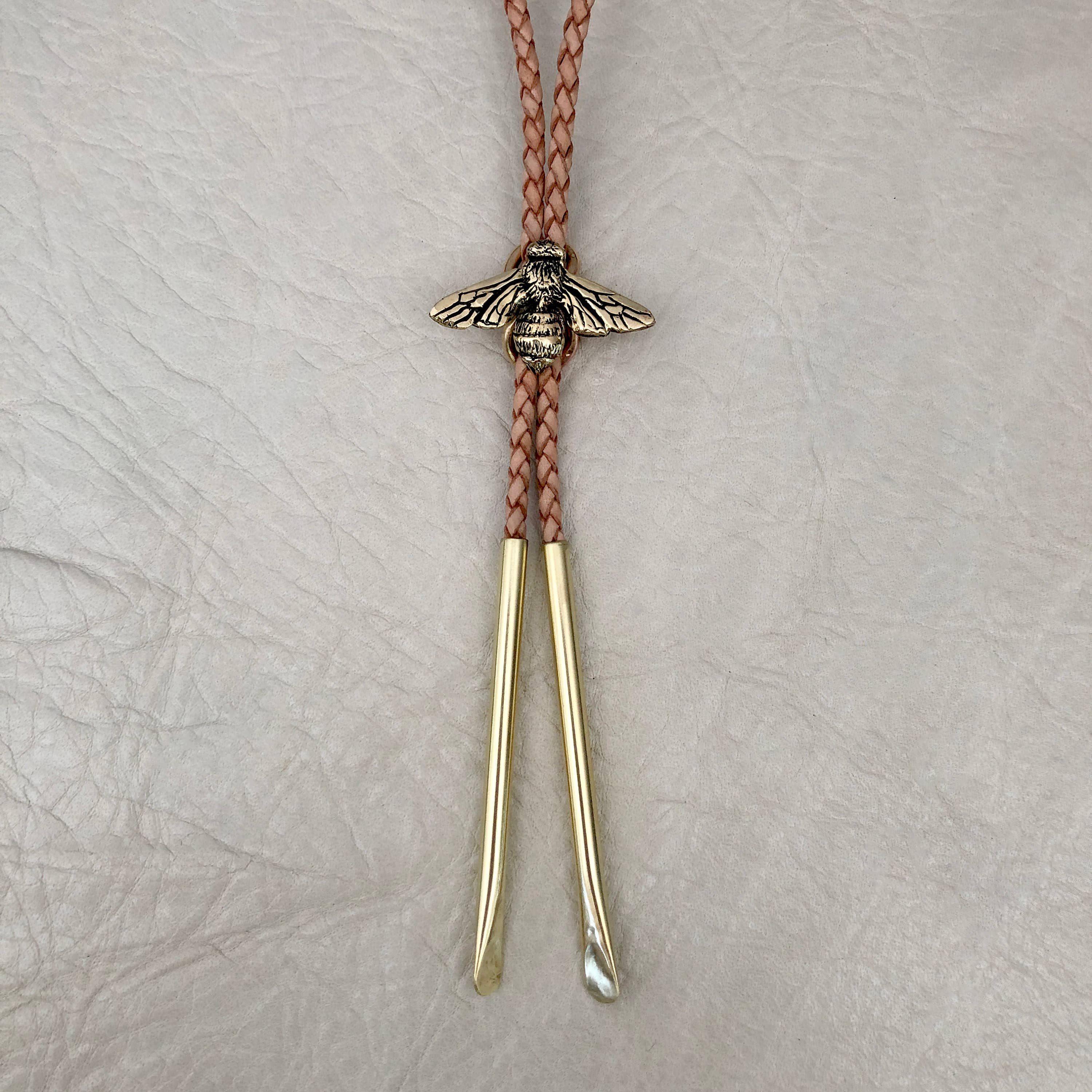 HELIOTROPE – Colar de tecido por atacado – Gravata Bolo Abelha5