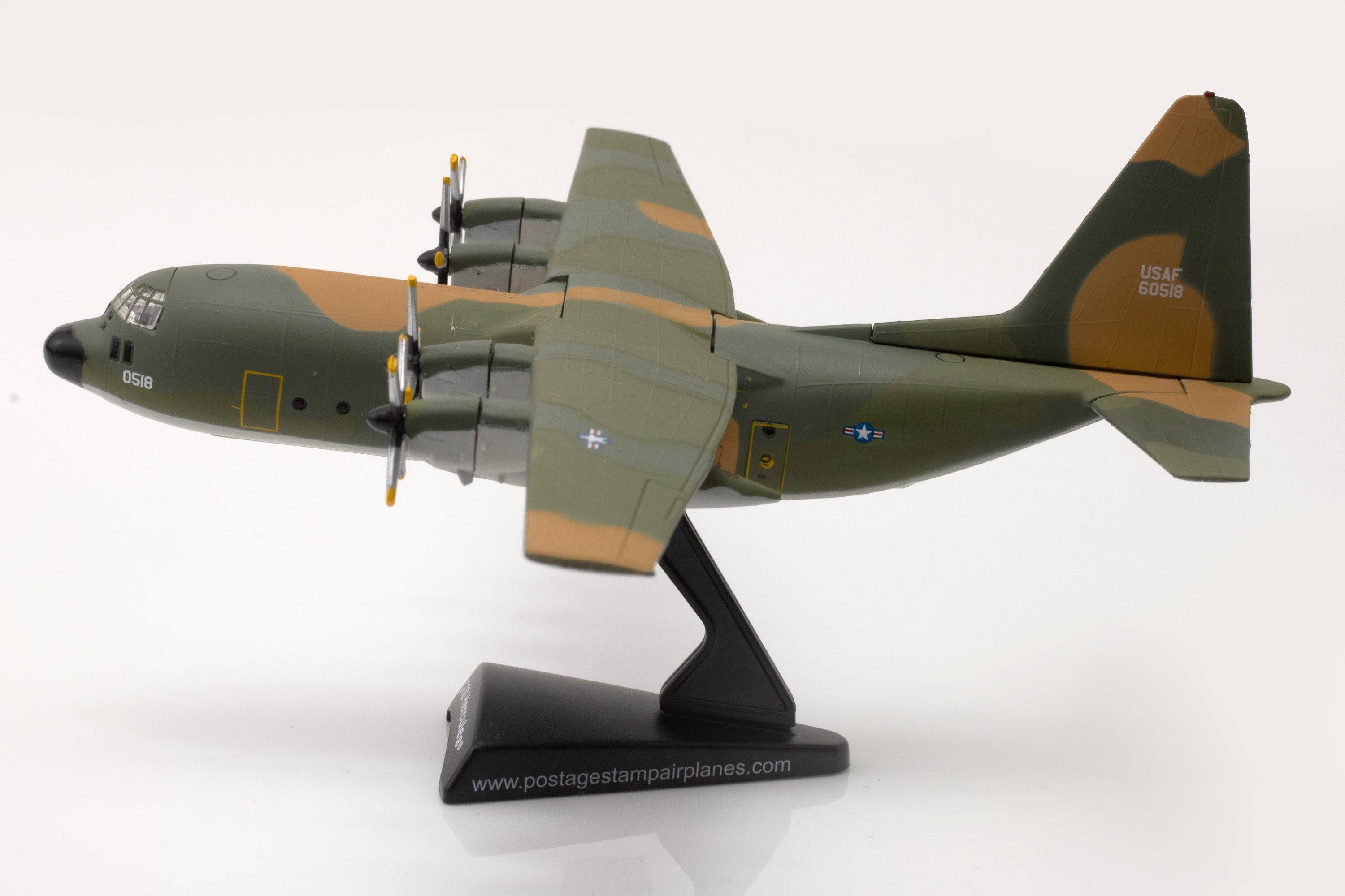 Daron Worldwide Trading – wholesale Decorative tabletop object – POSTAGE STAMP C-130 1/200 SEA CAMO LITTLE ROCK AFB6