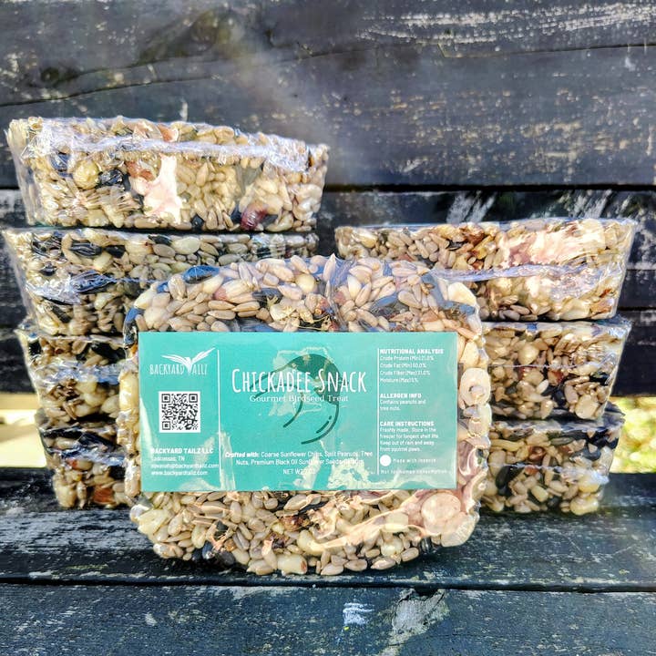 Backyard Tailz - Wholesale Bird Feeder - Birdseed Cake (Chickadee Snack)