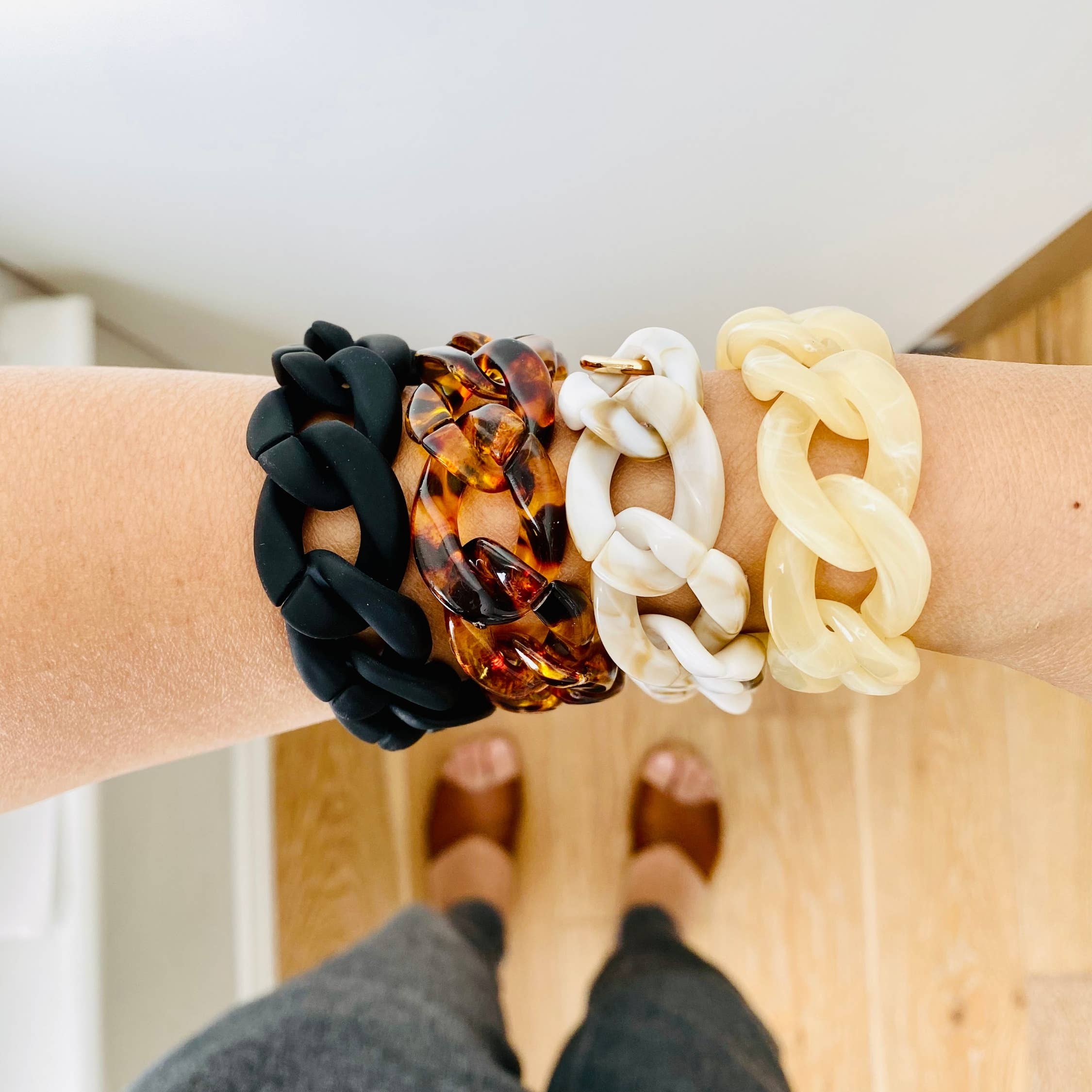 Tiny Gift Society - Wholesale Link & Chain Bracelet - Chunky Chain Link Bracelet | Boho Acrylic Bangle Jewelry5