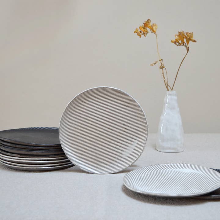 MILLERIGHE Ceramic Plate Handmade in Italy for wholesale by Karolina Bednorz Ceramics