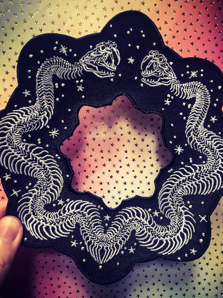 Patch Serpent - 7 pouces pour la vente par Blessed by Lilith