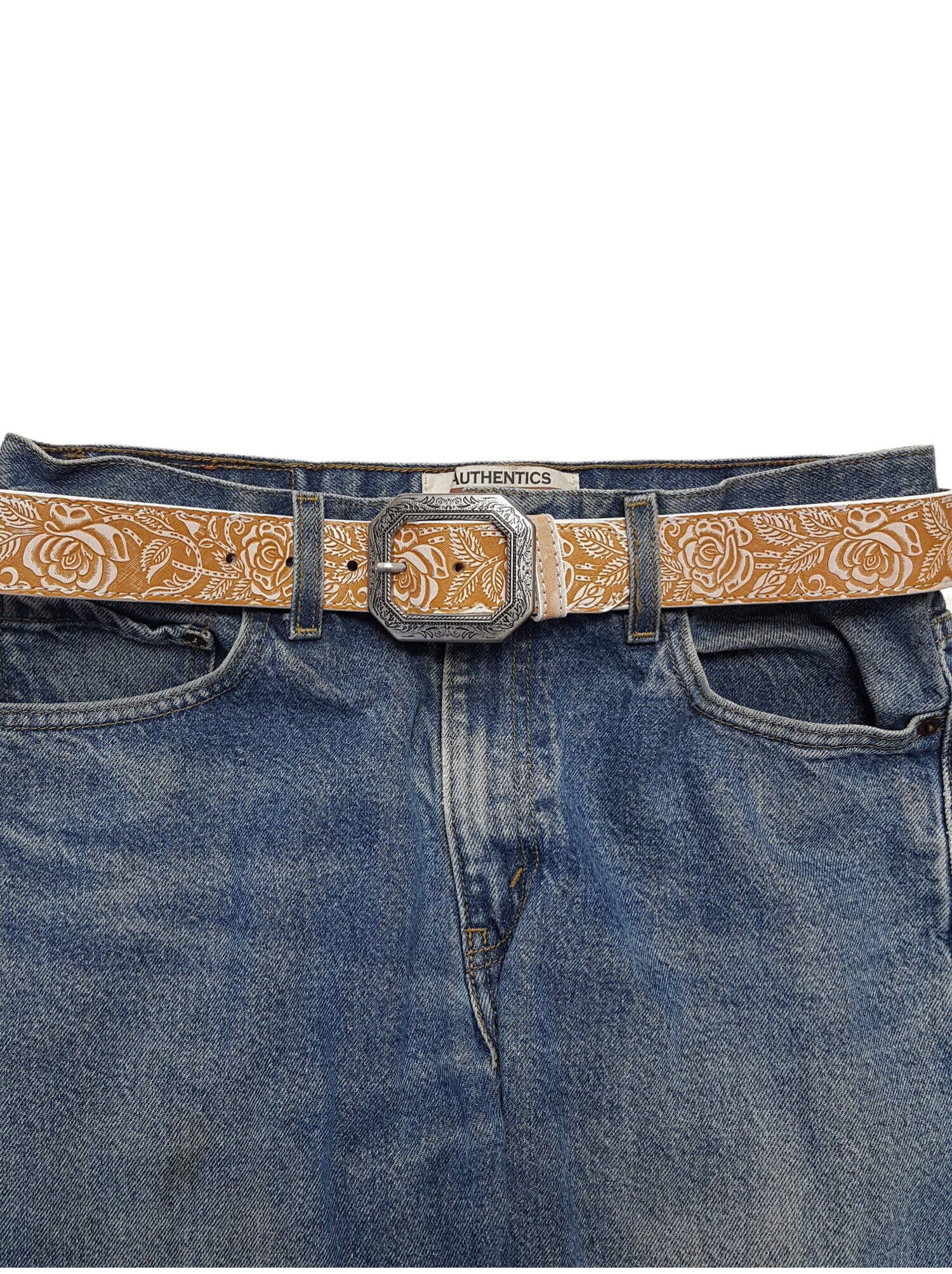 Axesoria West - Wholesale Belt - Women's - Hand Painted White w. Tan  Rose Tooled Belt 1