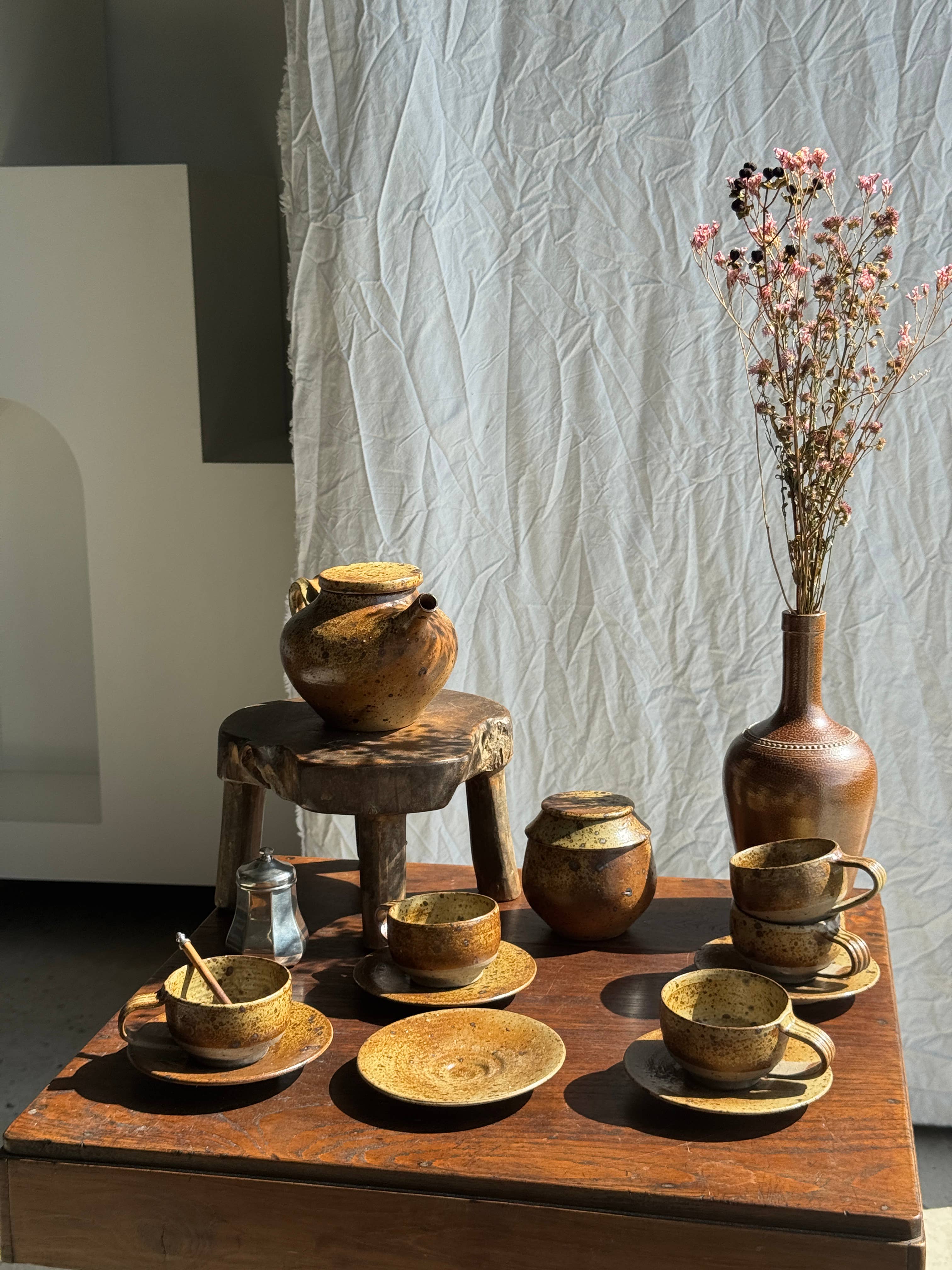 brown Small stoneware tea set with teapot, cups, sugar bowl for wholesale on Faire28