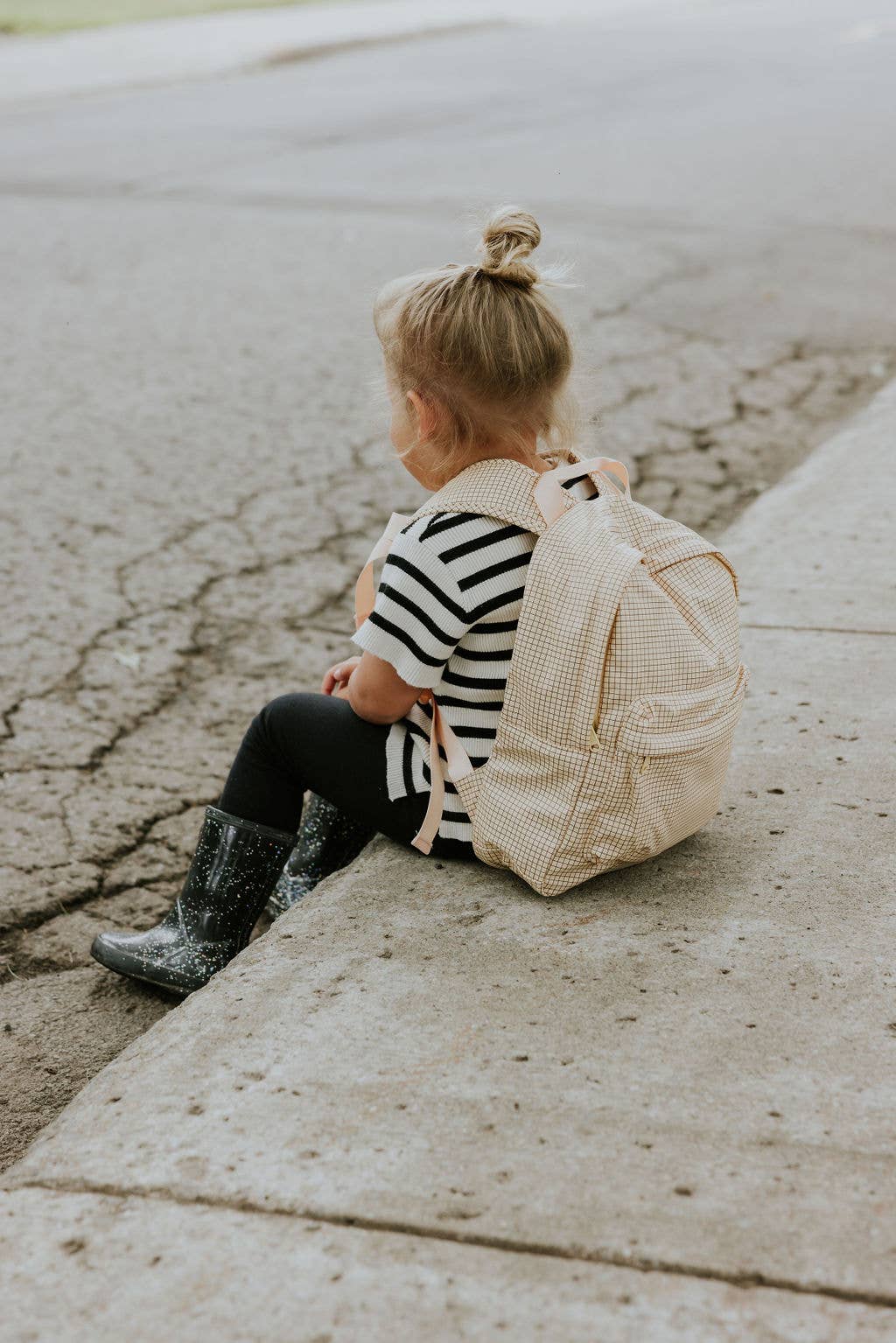 Shine on me Distribution - Wholesale Backpack - Kids - Mini Backpack - Mushroom - Menoum Menoum10