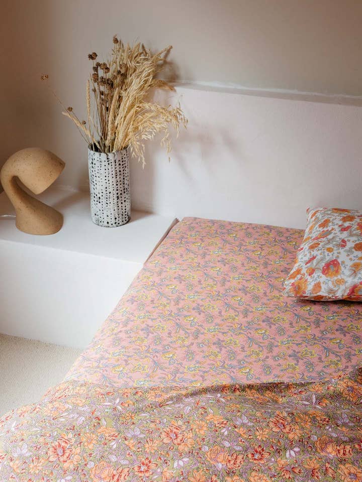 Nicole Fitted Sheet - Bed linen - flowers - pink - yellow for wholesale by Louise Misha
