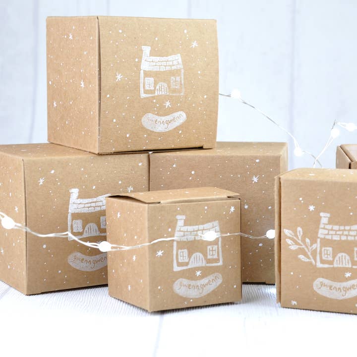 Gwenngwenn - Wholesale Decorative Figurine - Mouchette the mouse with heart - signed ceramic miniature6