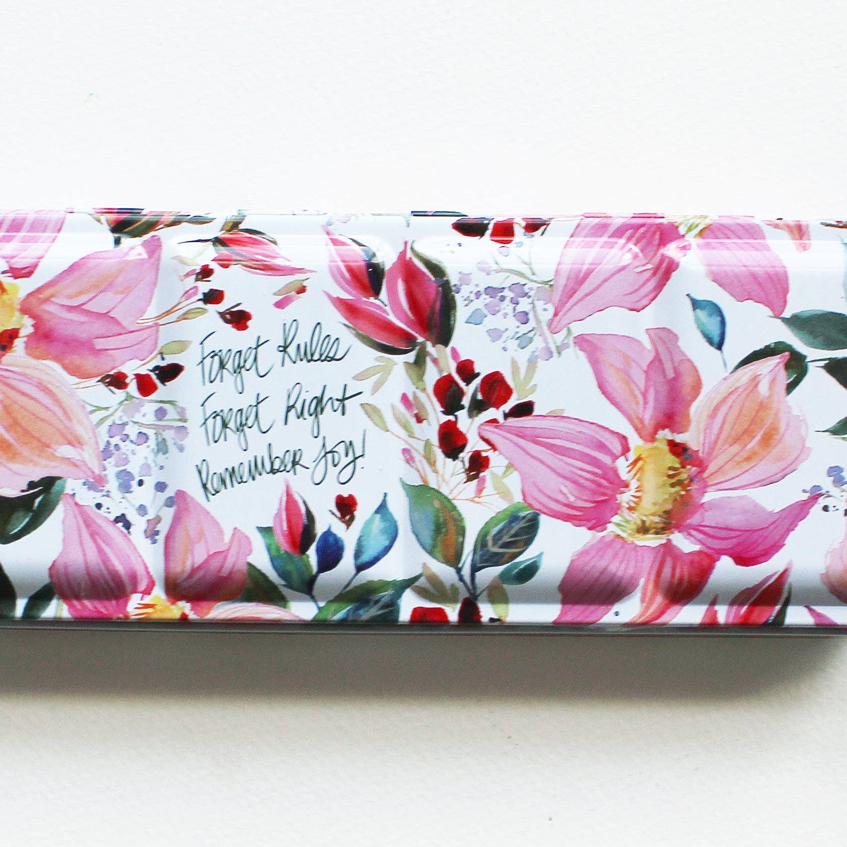 Paintcrush - Wholesale Palette/Mixing Tray - The Ready For Joy Empty Watercolor Palette - Dahlias1