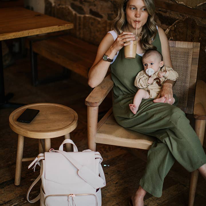 Rori & Rose - Wholesale Diaper Bag - Baby - Aurora Mom Bag with Wet Dry Bag and Hooks6