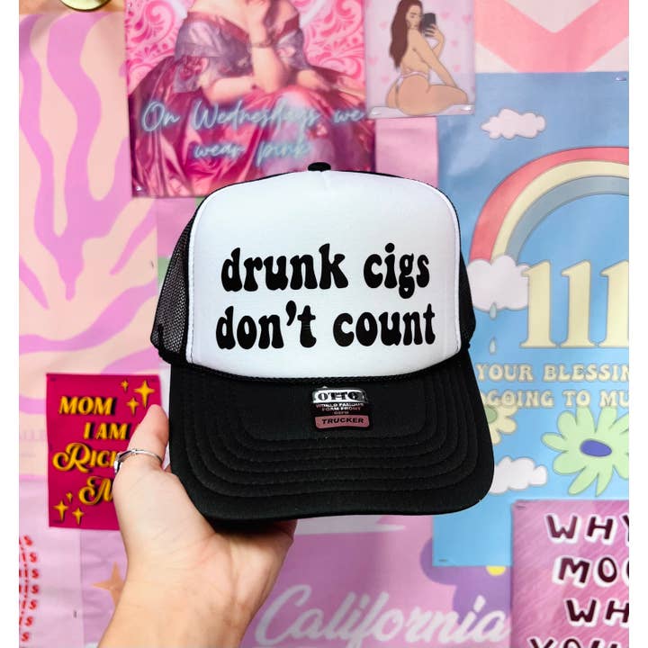 Happy Hour – Großhandel Trucker-Cap – Damen – Betrunkene Zigaretten zählen nicht - Trucker Hat2