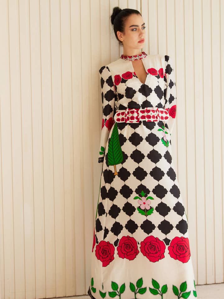 MACKENZIEMODE - Wholesale Dress – Women's - Rose Petals Maxi0