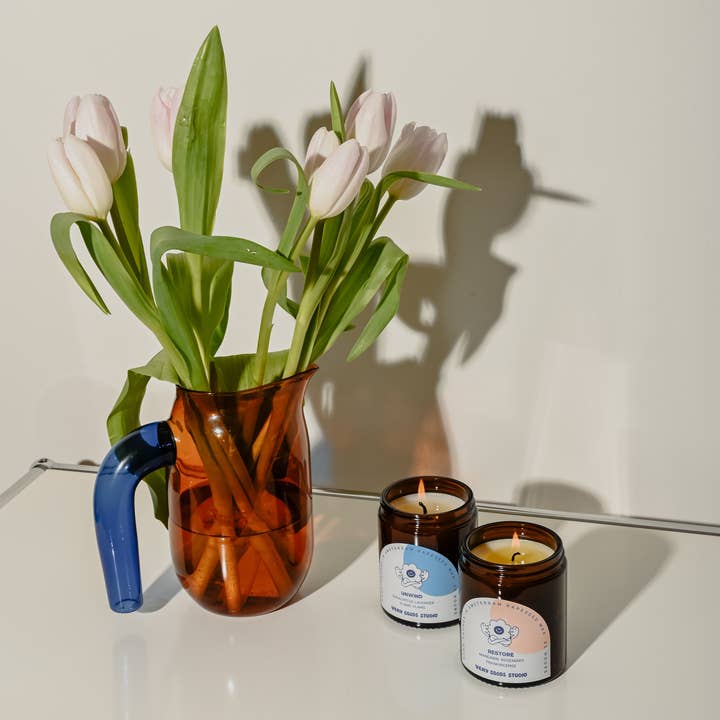 Very Goods Studio - Vente Bougie en bocal - RESTORE bougie parfumée 170 ml en verre ambré, 45-50 heures de combustion4