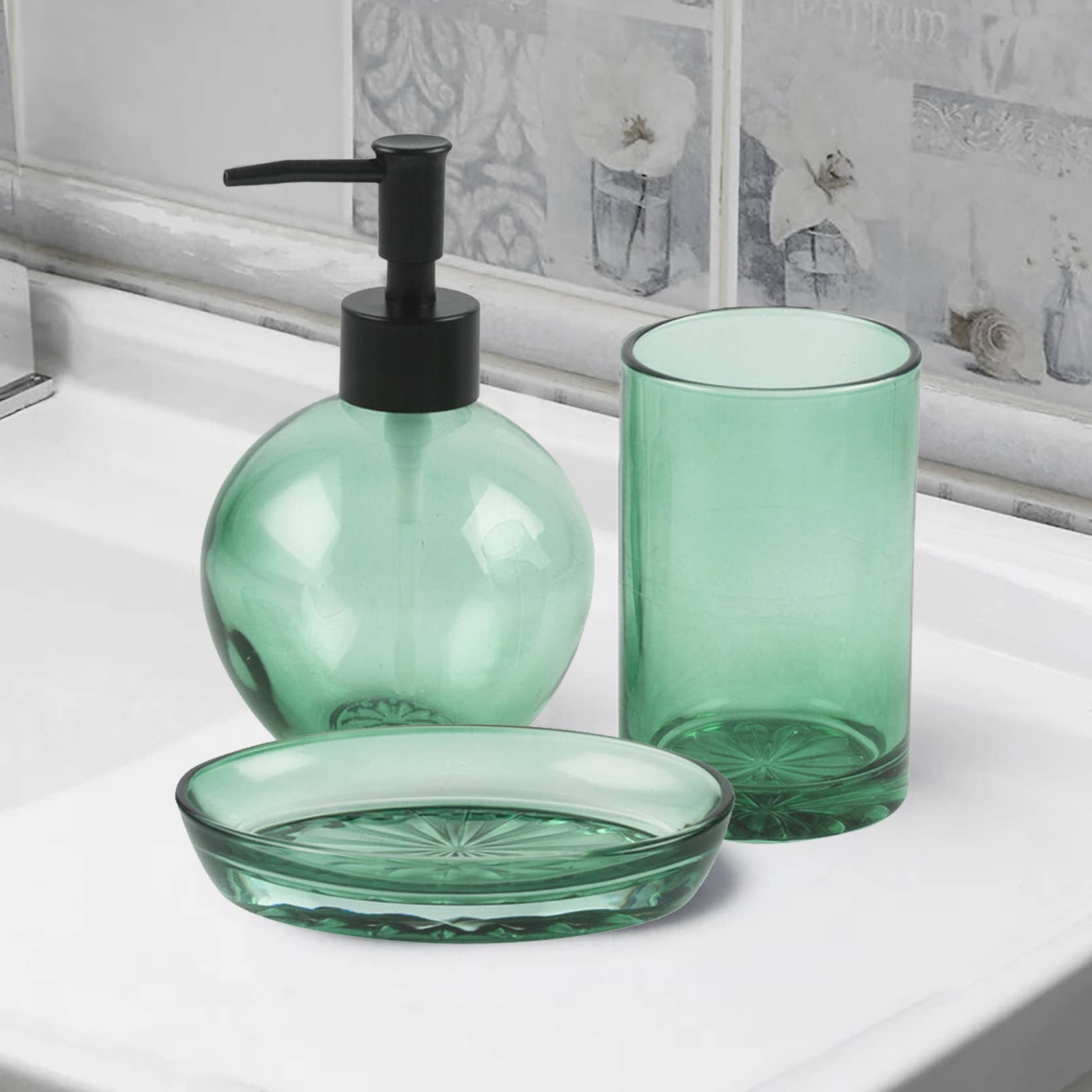 home mart goods - Wholesale Bathroom Accessory Set - Green Transparent Elegant Glass Bathroom Accessories Set0