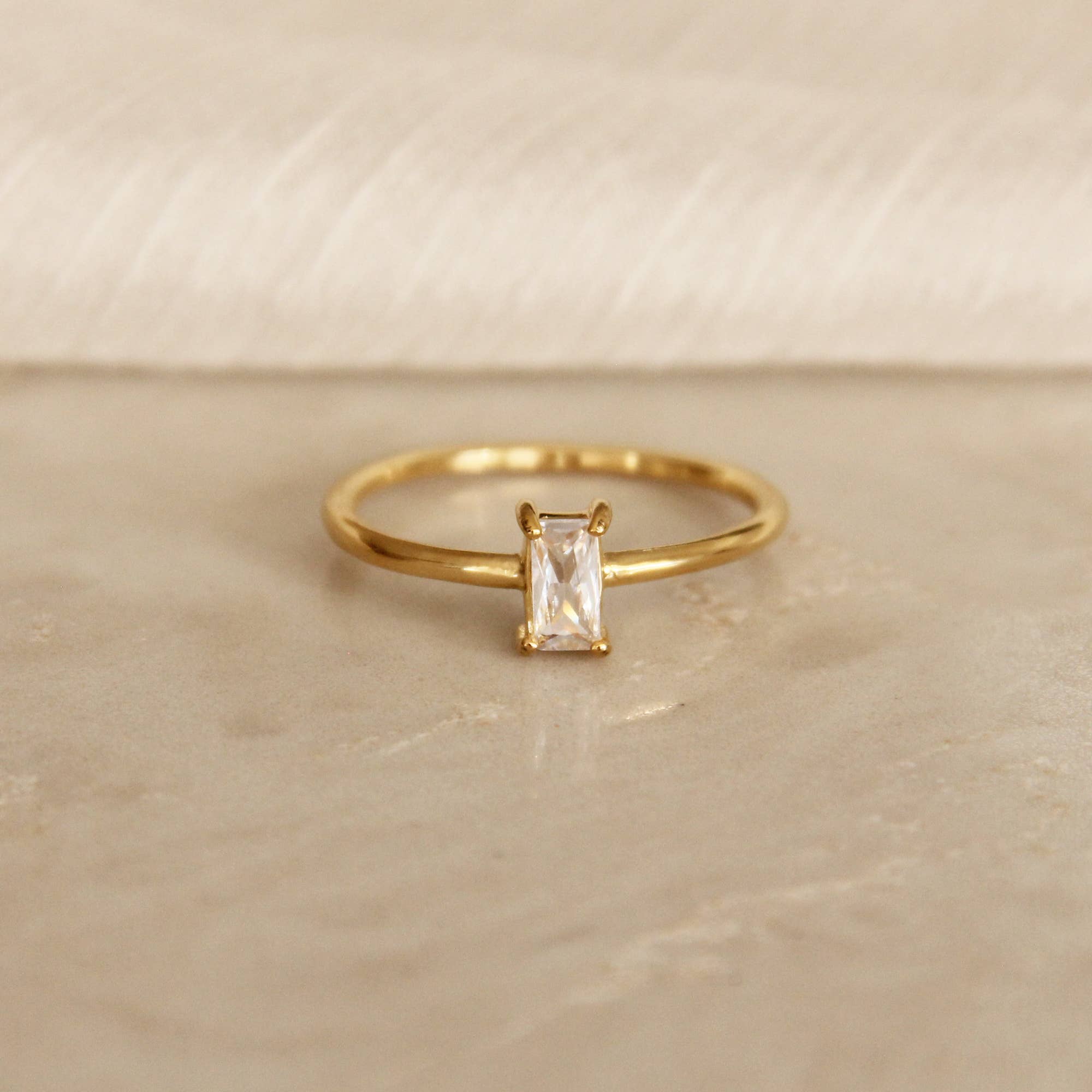 MAIVE - Wholesale Single Stone/Solitaire Ring - CZ Baguette Ring