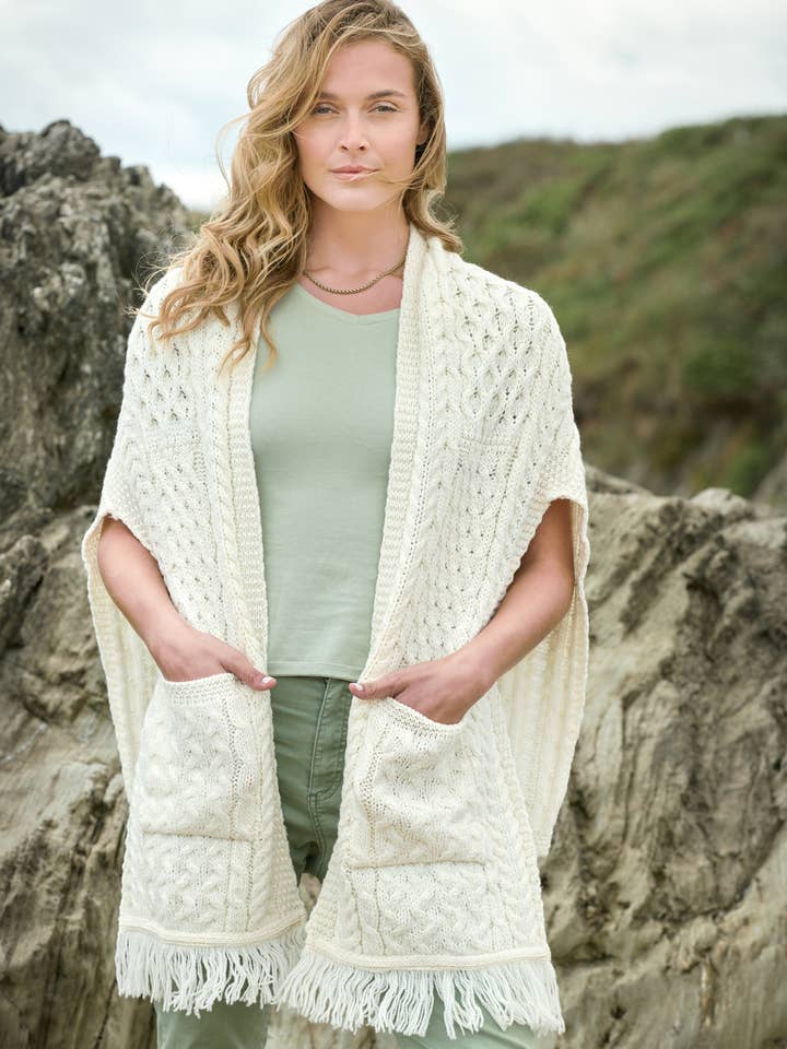 CABLE POCKET SHAWL X3012 for wholesale by Aran Crafts