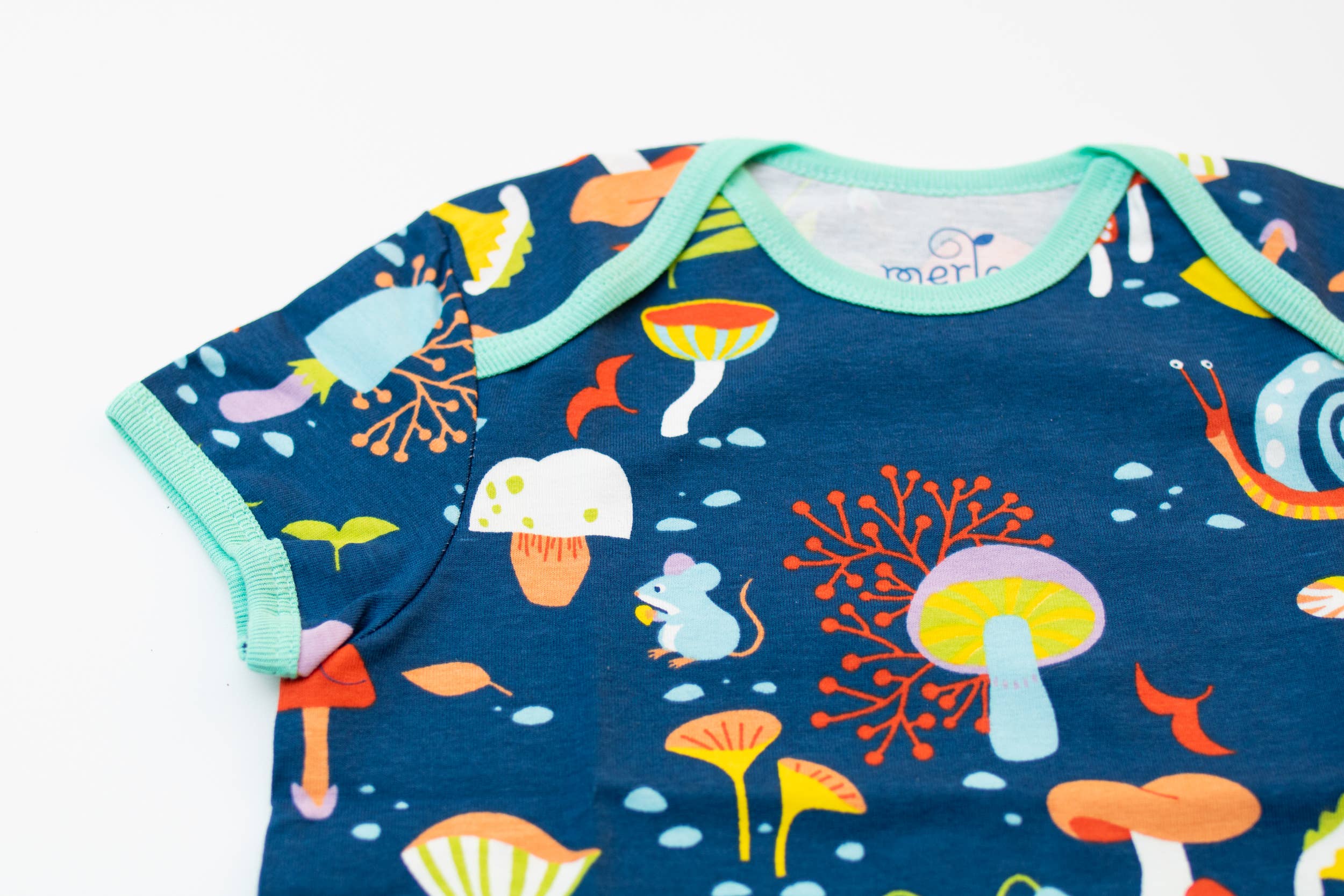 Merle Kids - Wholesale Shirt - Kids - Organic Kids T-Shirts - Forest at Night9