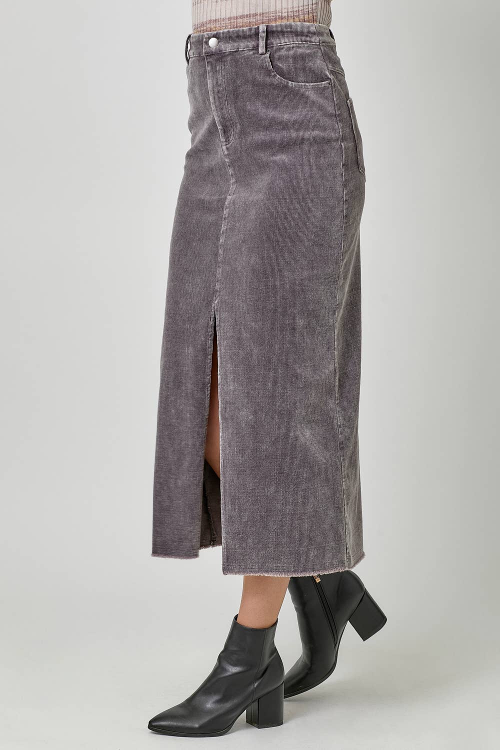 Mystree - Wholesale Skirt - Women's - 60742 Washed Front Slit Corduroy Skirt27