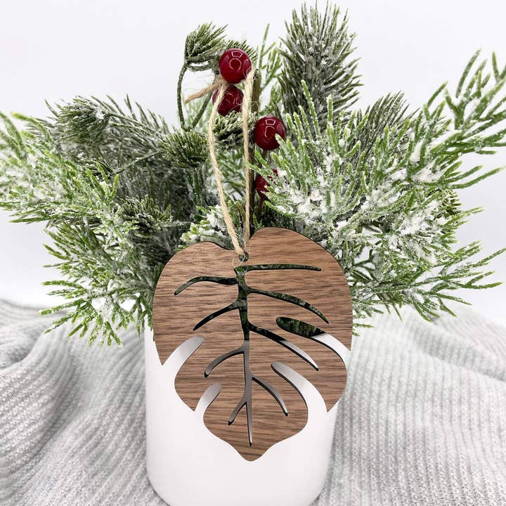 Engraved Chaos - Wholesale Ornament - Monstera Leaf Ornament - Plant Lover Ornament - Gardener Gif0