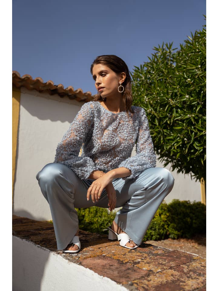 CHOKLATE PARIS – Engroshandel Bluse - Dame – Bluse med teksturerede rosetter (S/M-M/L) - CK0802214