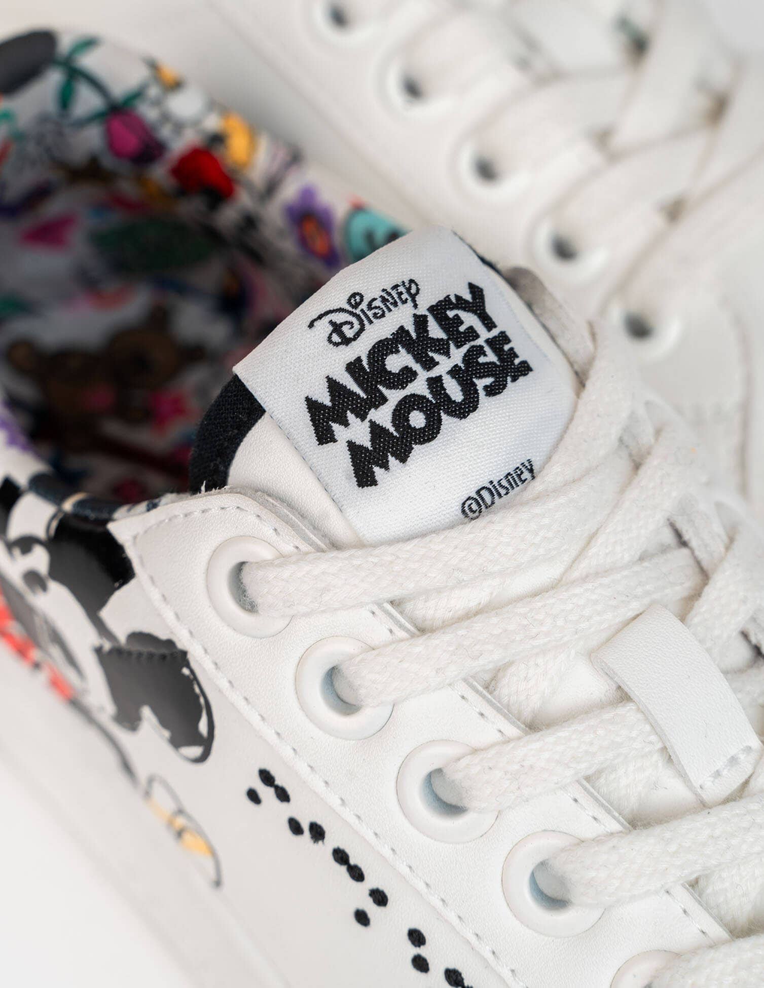 Timpers - Wholesale Lifestyle Sneakers - Women's - Disney Sketch10