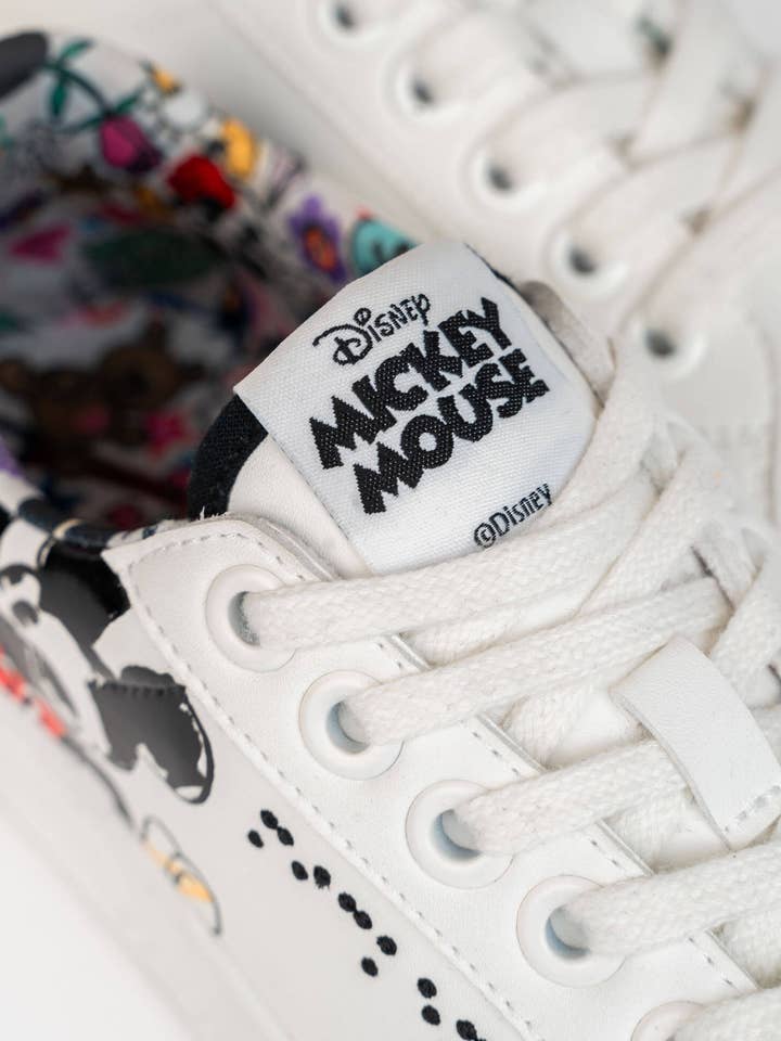 Timpers - Wholesale Lifestyle Sneakers - Women's - Disney Sketch10