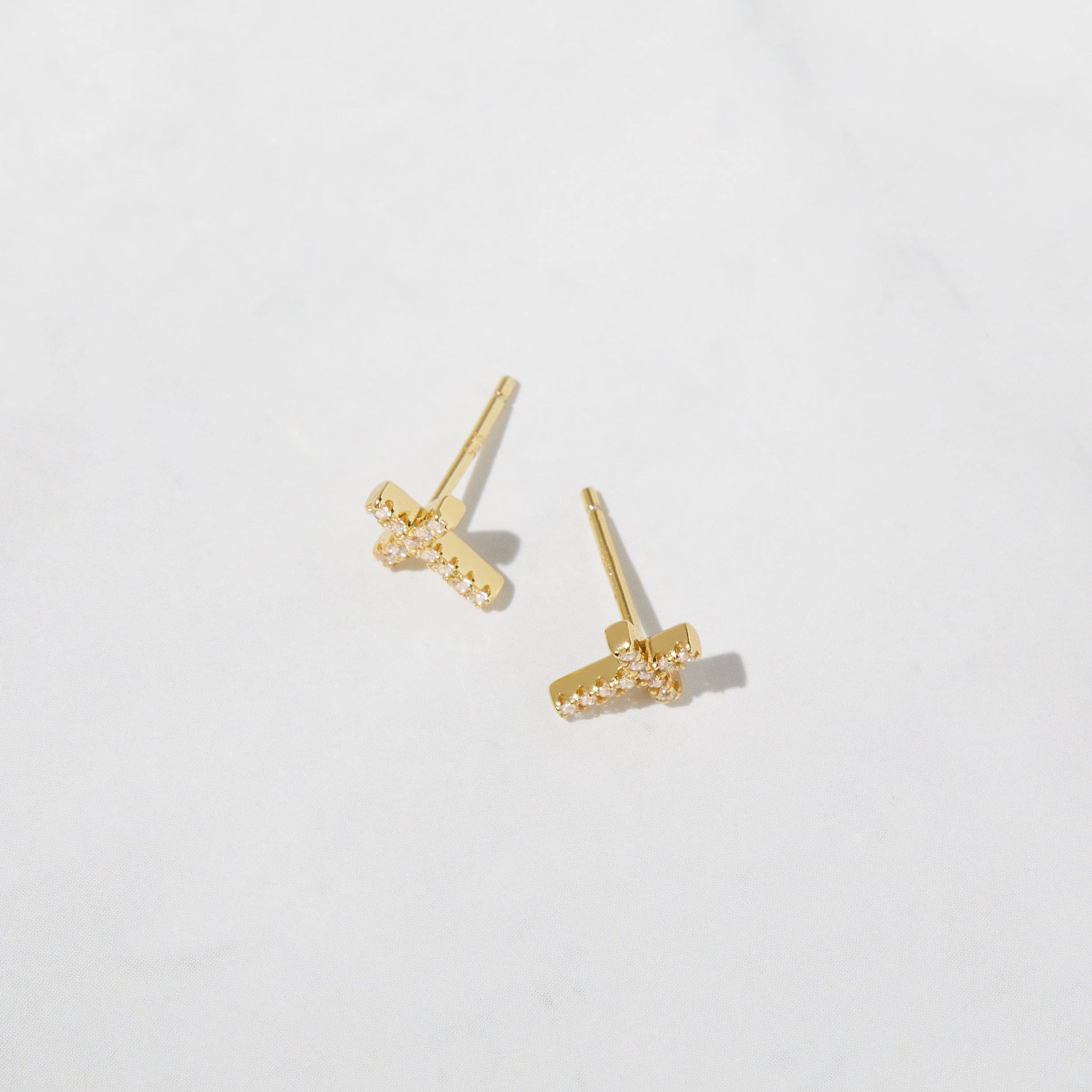 Sami Jewels – Brincos de pino por atacado – Tiny Cross Studs2