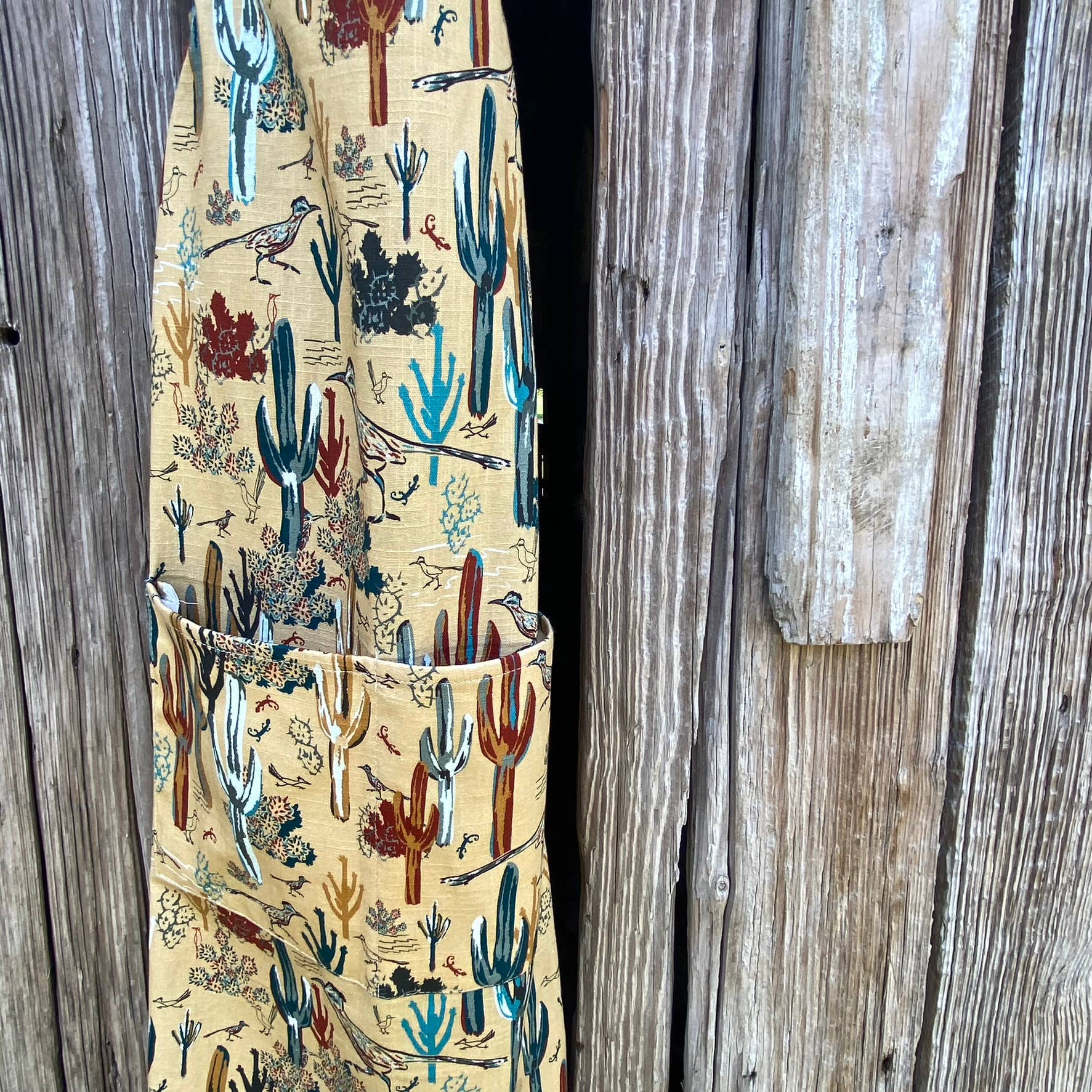 Cher the Fire - Wholesale Apron - Cotton Apron, Roadrunner's Quest - Southwest Gold4